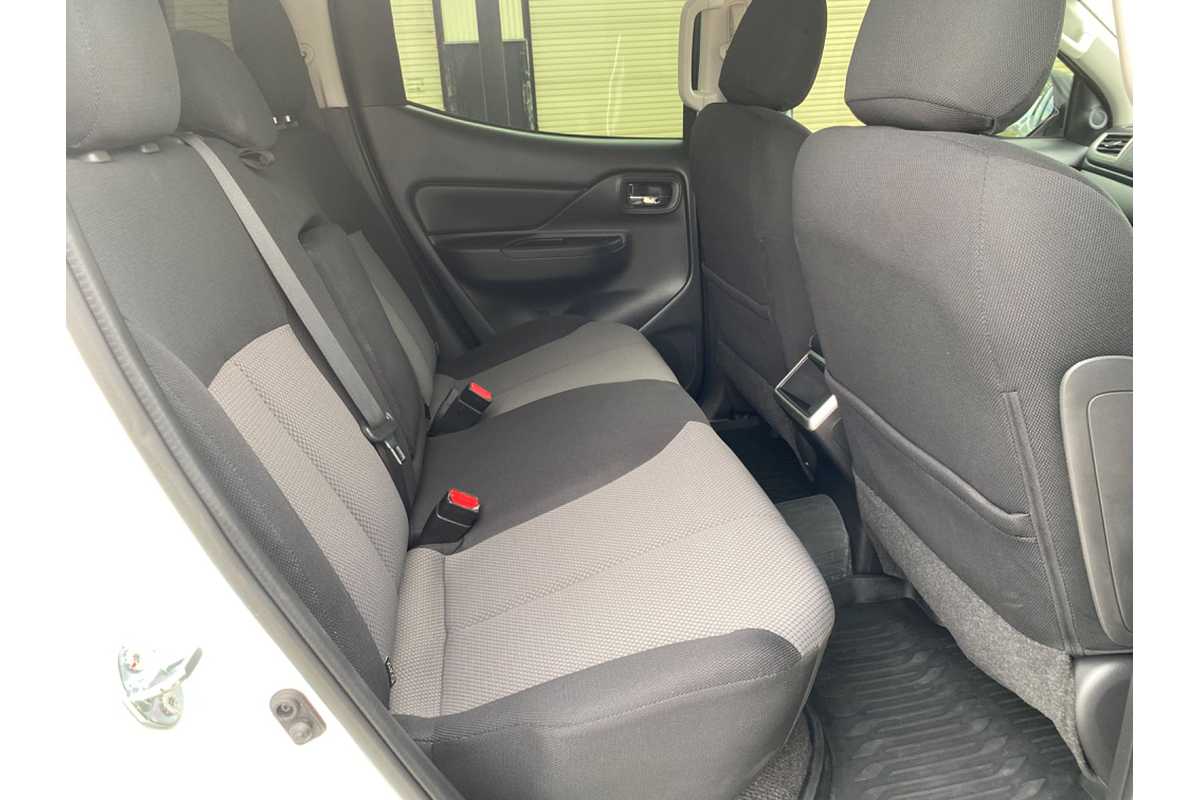 2022 Mitsubishi Triton GLX-R MR 4X4