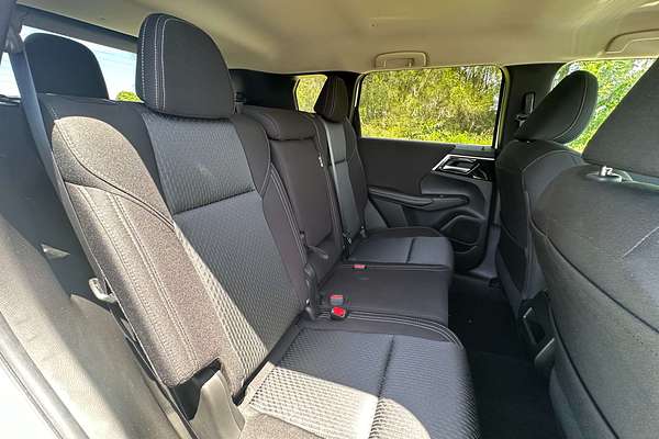 2022 Mitsubishi Outlander LS ZM