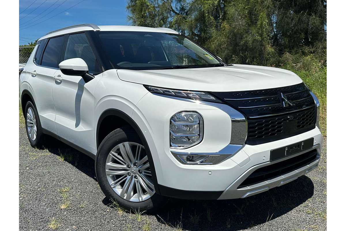 2022 Mitsubishi Outlander LS ZM