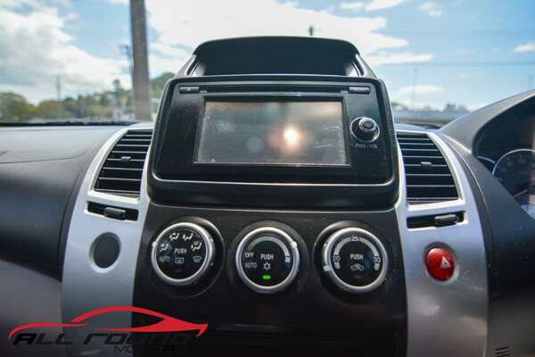2015 Mitsubishi CHALLENGER (4x4) PC MY14