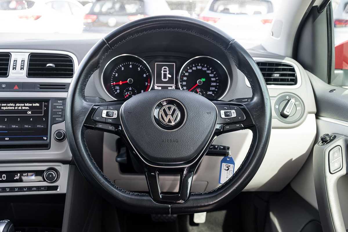 2016 Volkswagen Polo 81TSI beats 6R