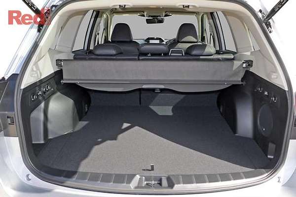 2024 Subaru Forester Hybrid S S5