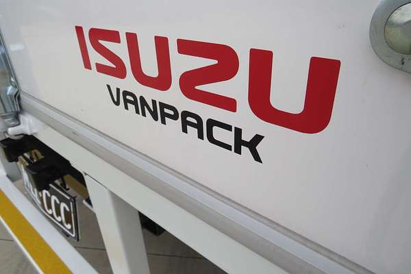 2023 Isuzu N Series NNR 45-150 Vanpack