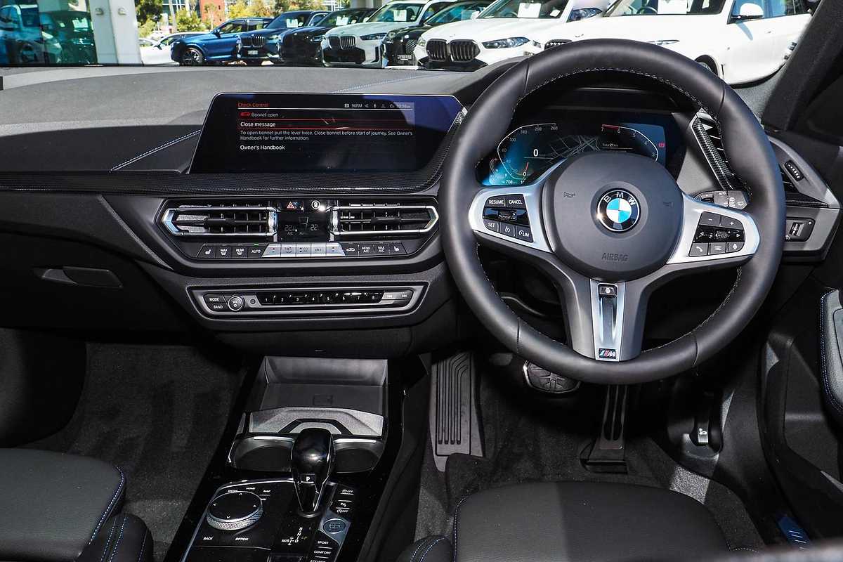 2023 BMW 1 Series 118i M Sport F40