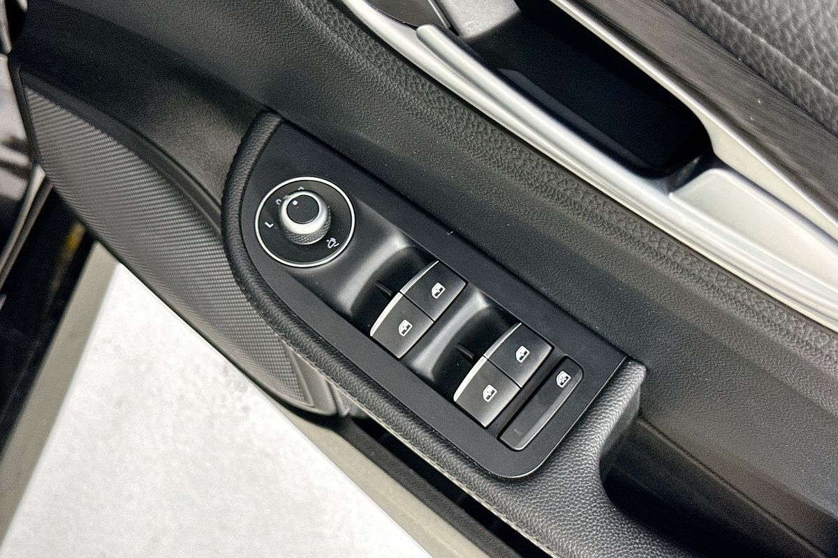 2018 Alfa Romeo GIULIA  952