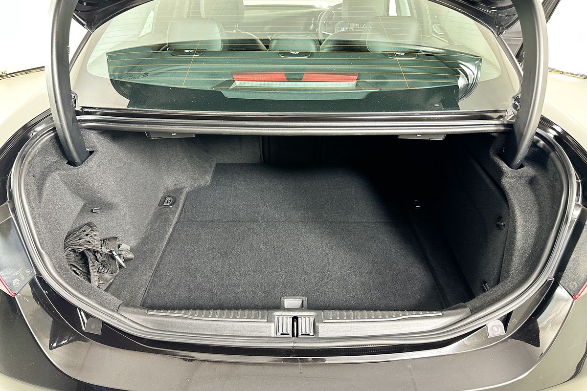 2018 Alfa Romeo GIULIA  952