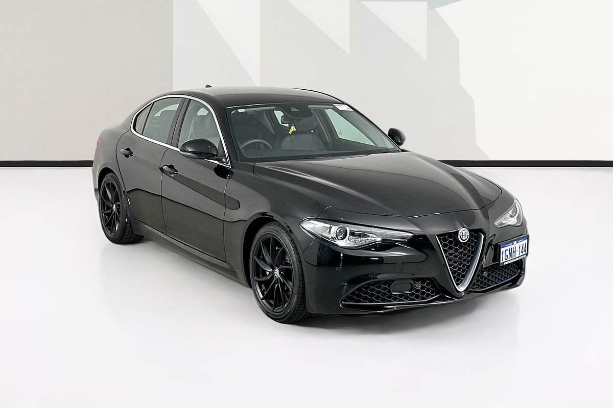 2018 Alfa Romeo GIULIA  952