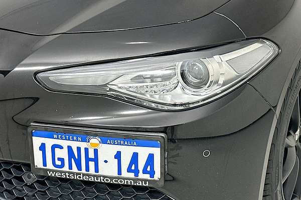 2018 Alfa Romeo GIULIA  952