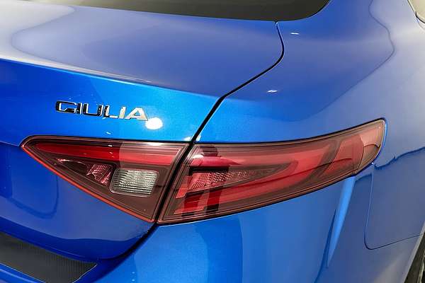 2017 Alfa Romeo Giulia VELOCE 952