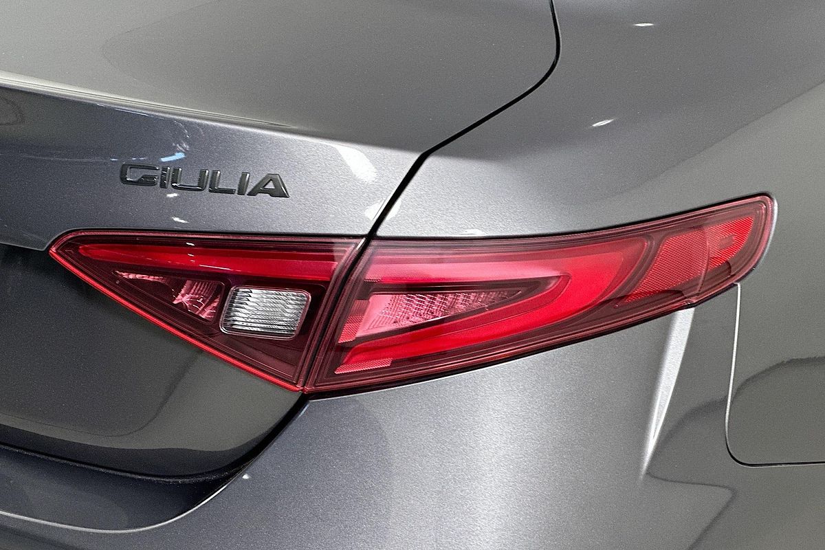 2021 Alfa Romeo Giulia VELOCE MY21