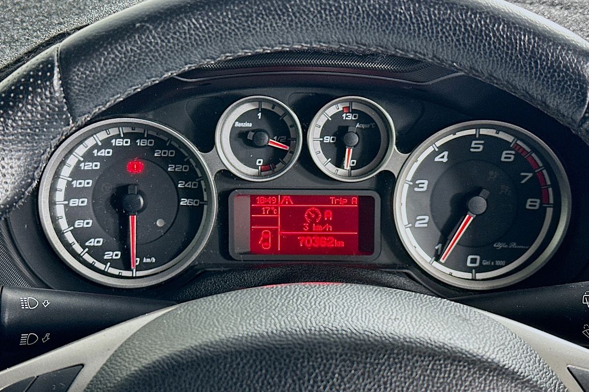 2014 Alfa Romeo MITO Series 2
