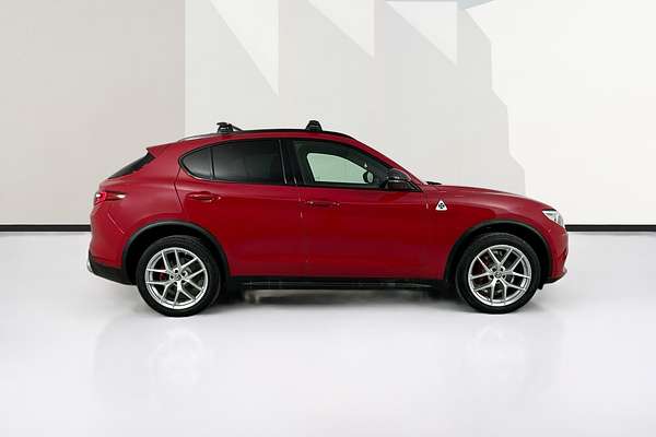 2020 Alfa Romeo STELVIO Ti 949