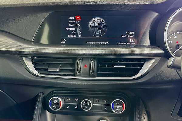 2019 Alfa Romeo STELVIO  949