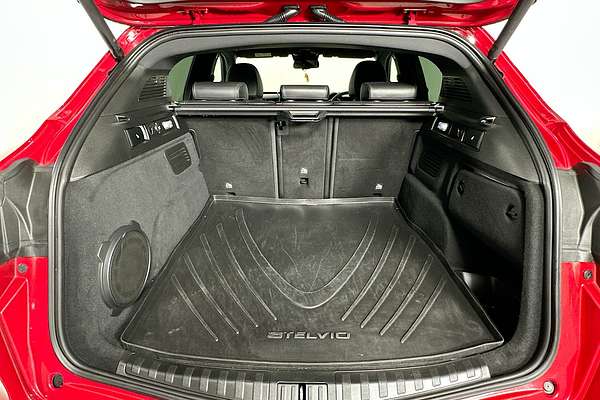 2020 Alfa Romeo STELVIO Ti 949