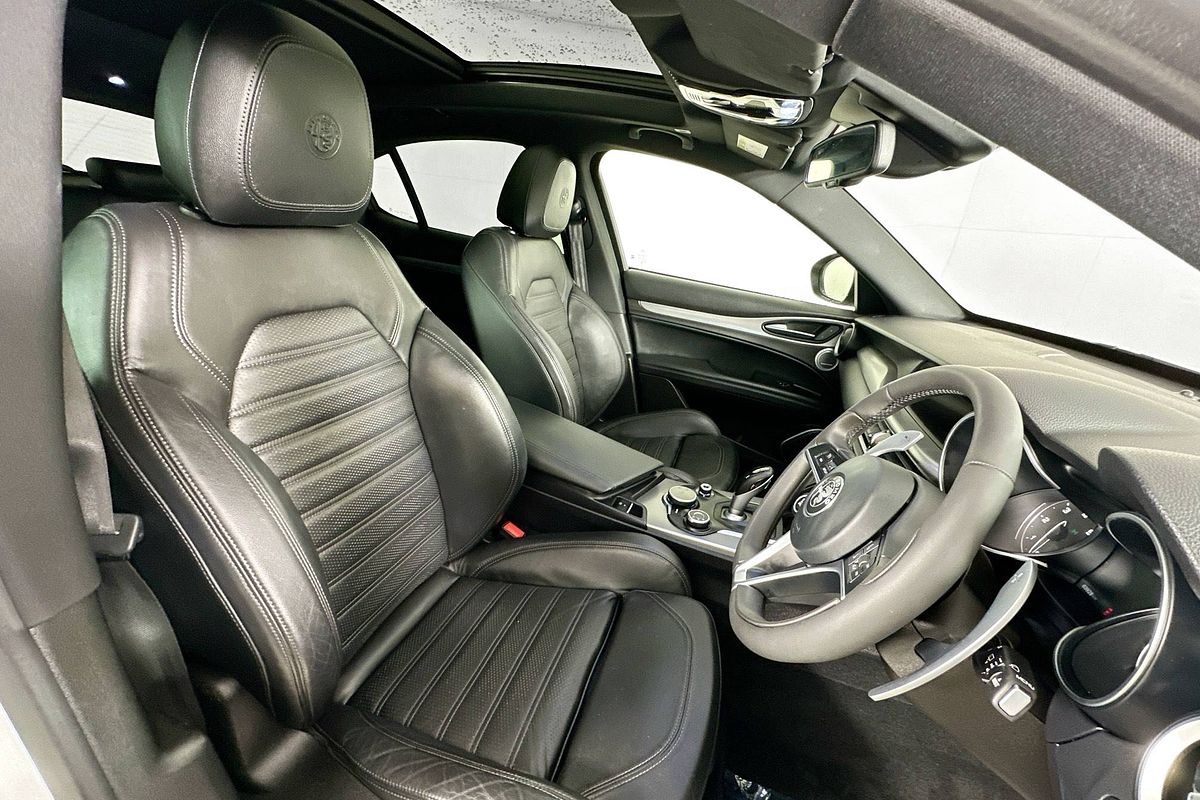 2019 Alfa Romeo STELVIO  949