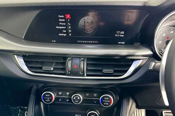 2019 Alfa Romeo STELVIO  949