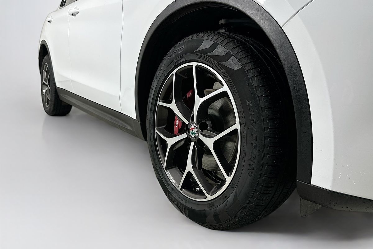 2019 Alfa Romeo STELVIO  949