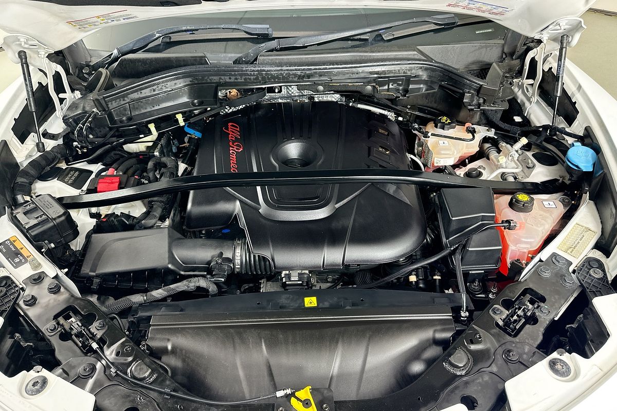 2019 Alfa Romeo STELVIO  949