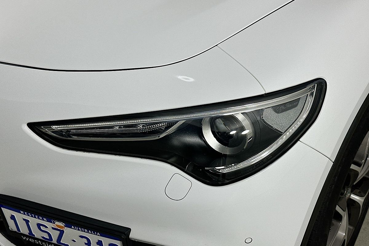 2019 Alfa Romeo STELVIO  949