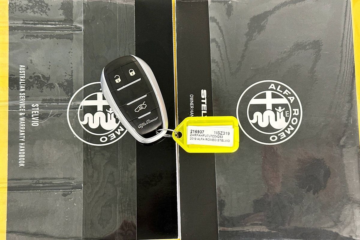 2019 Alfa Romeo STELVIO  949