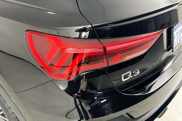 2022 Audi Q3 35 TFSI S LINE F3 MY22