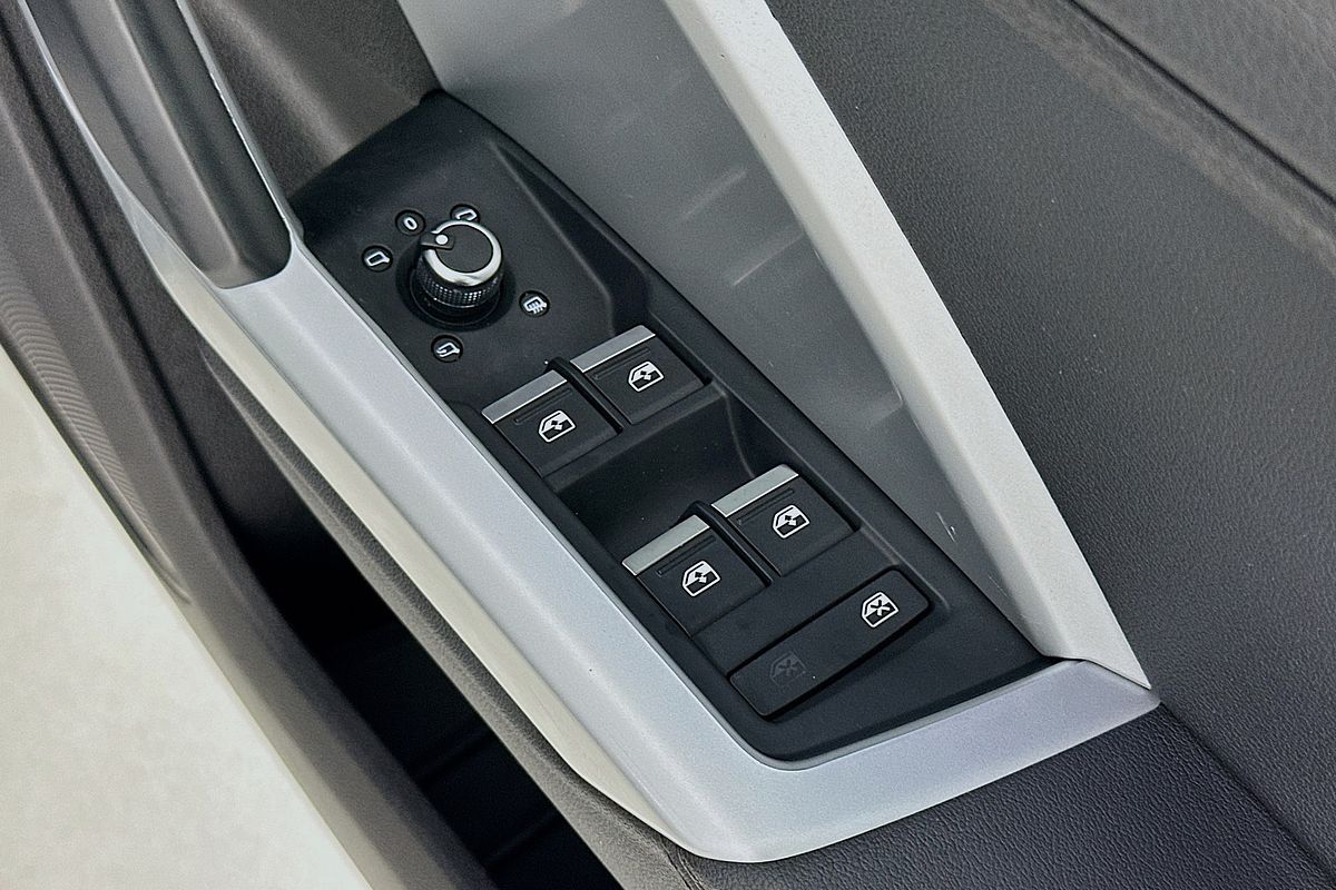 2019 Audi Q3 35 TFSI F3