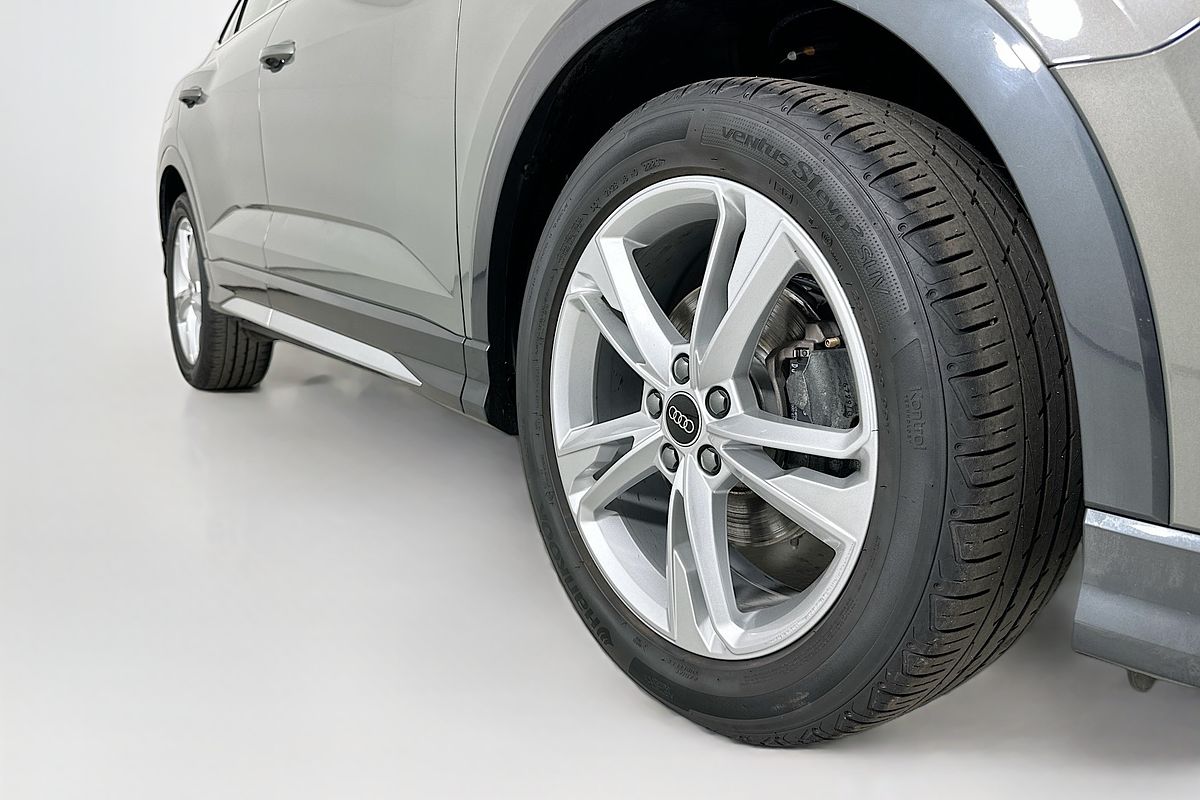 2023 Audi Q3 35 TFSI S LINE F3 MY24