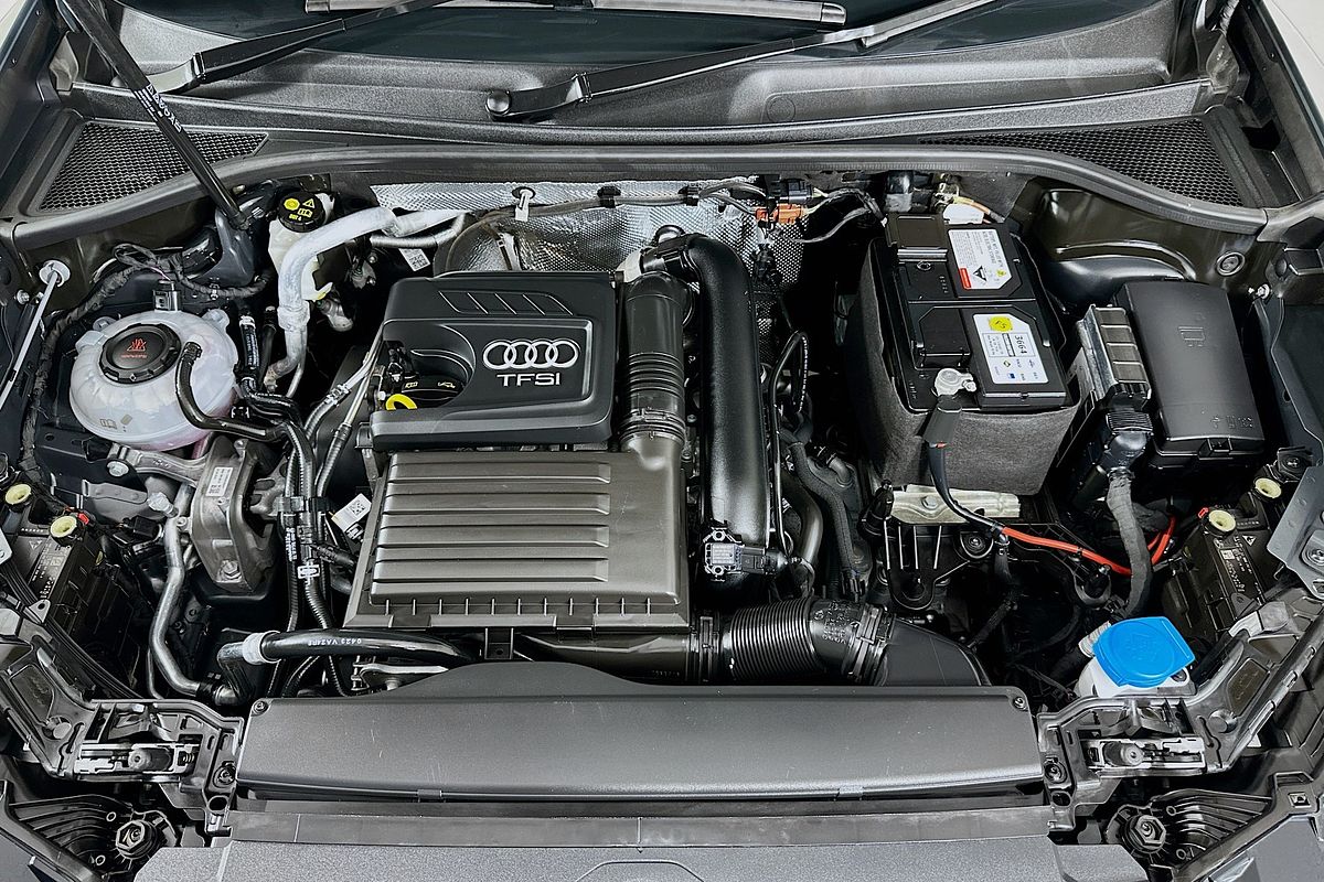 2023 Audi Q3 35 TFSI S LINE F3 MY24