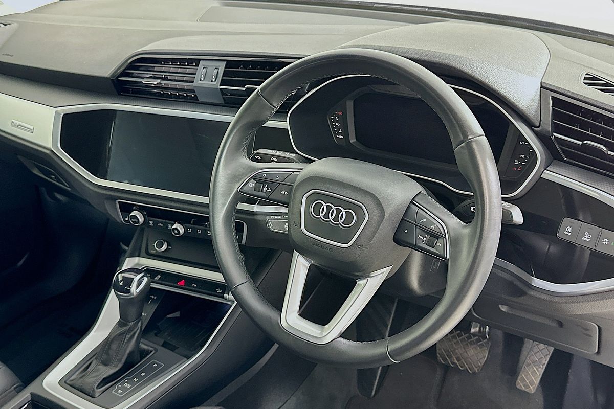 2022 Audi Q3 35 TFSI S LINE F3 MY22