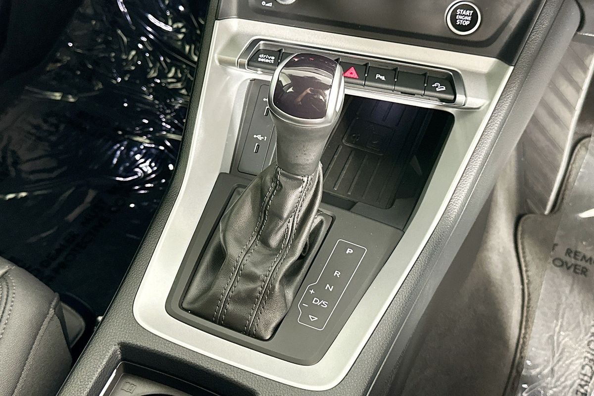 2023 Audi Q3 35 TFSI S LINE F3 MY23