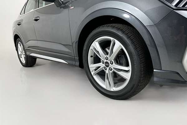2023 Audi Q3 35 TFSI S LINE F3 MY23