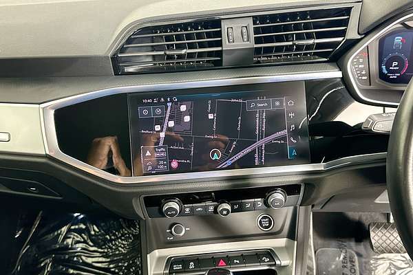 2023 Audi Q3 35 TFSI S LINE F3 MY24