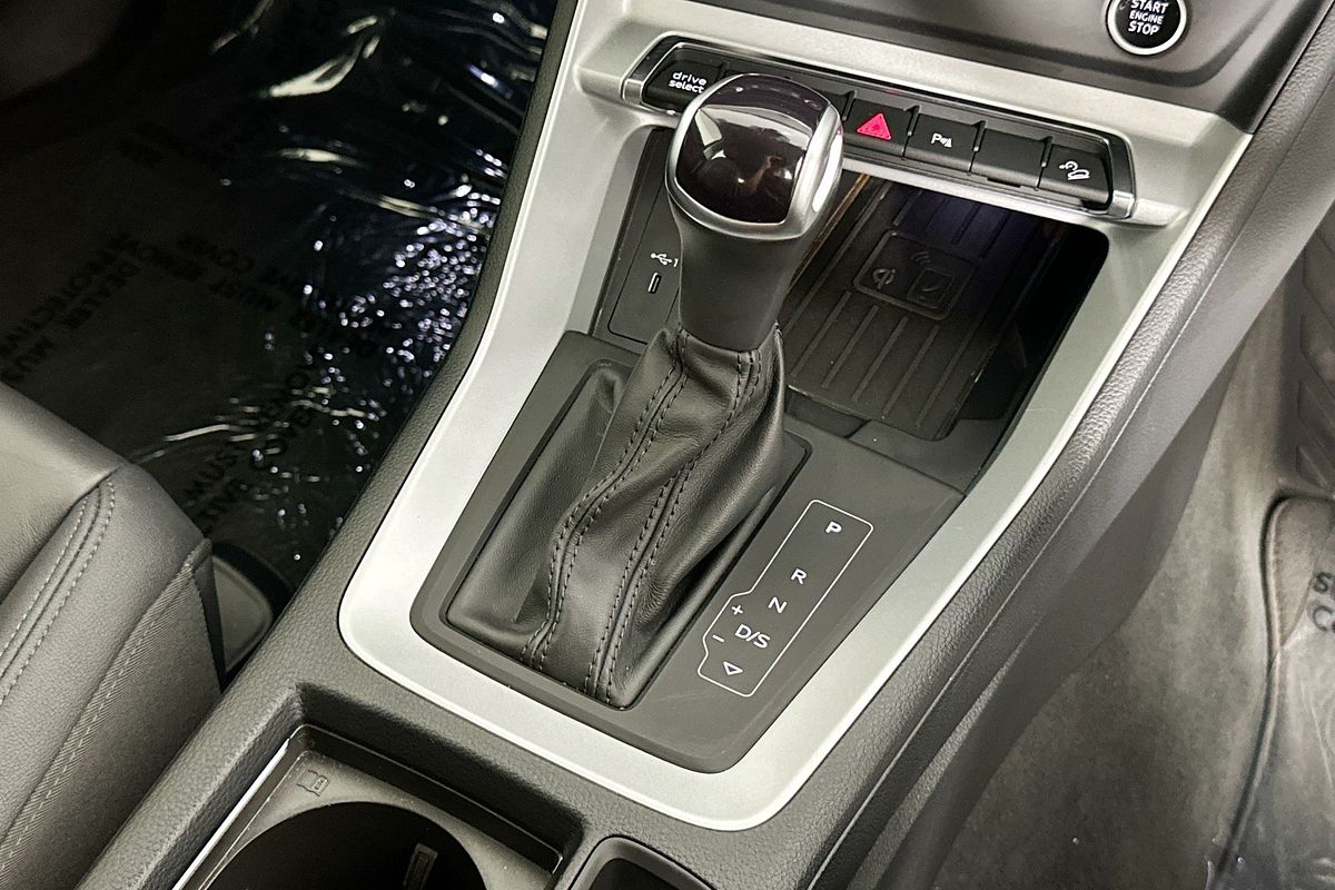 2023 Audi Q3 35 TFSI S LINE F3 MY24