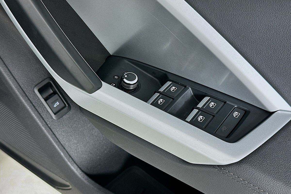 2021 Audi Q3 35 TFSI S LINE F3 MY21