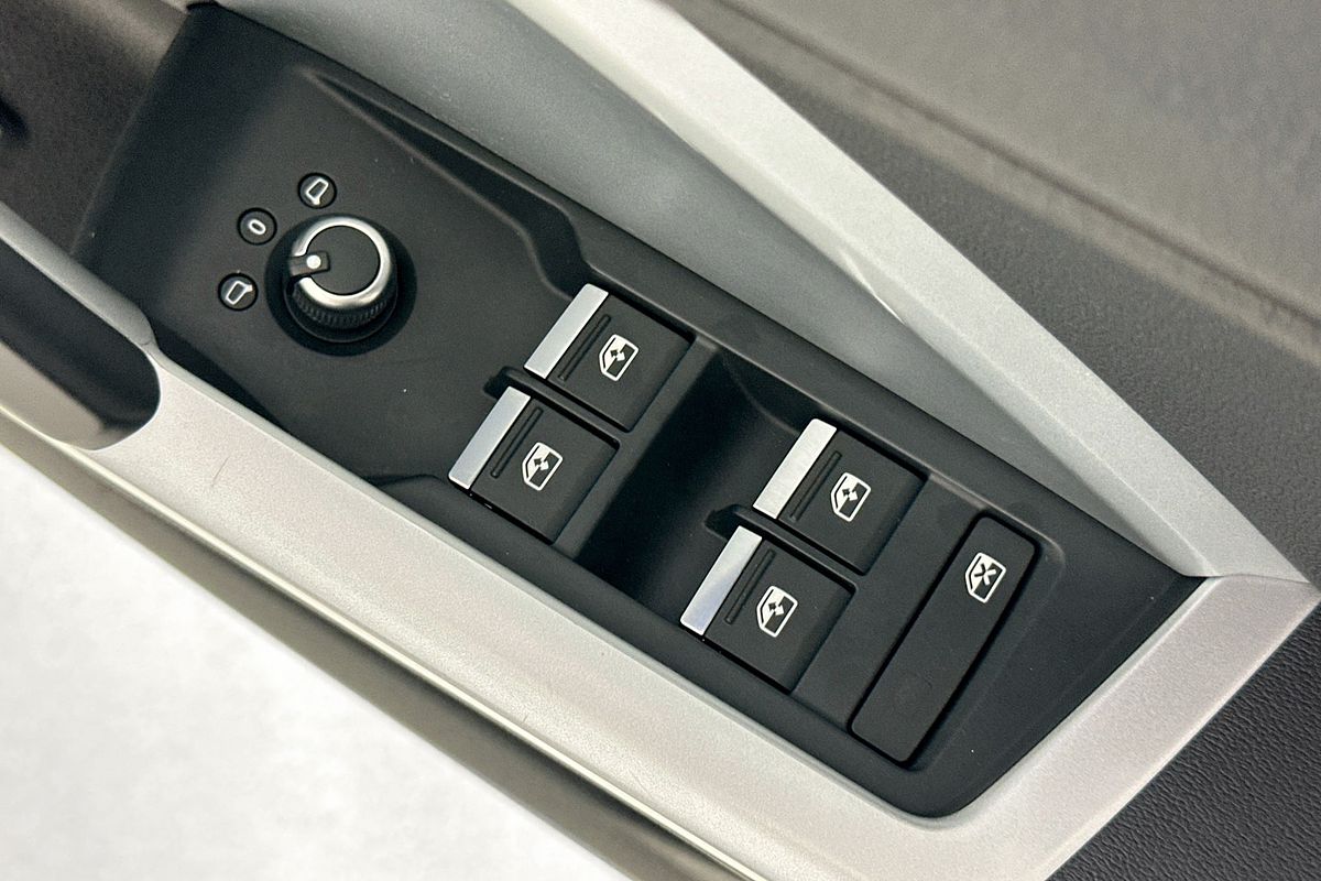 2023 Audi Q3 35 TFSI S LINE F3 MY23