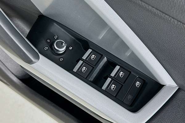 2021 Audi Q3 35 TFSI S LINE F3 MY22