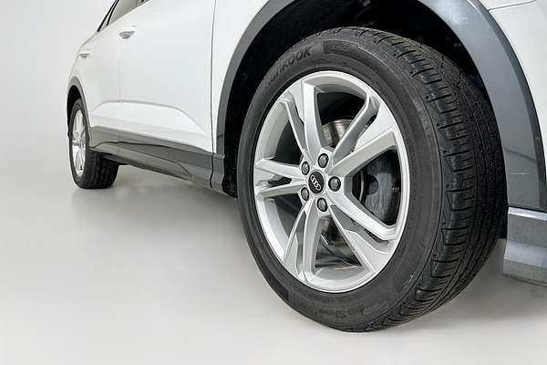 2021 Audi Q3 35 TFSI S LINE F3 MY21