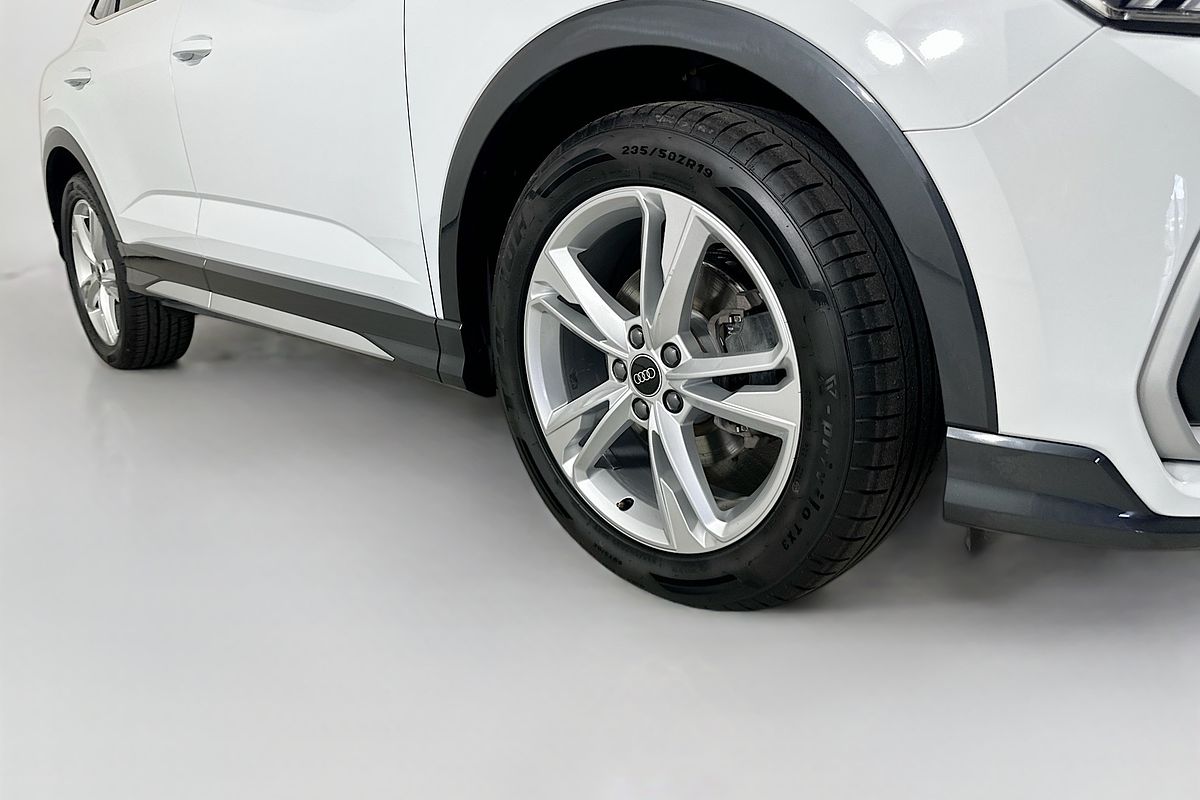 2023 Audi Q3 35 TFSI S LINE F3 MY24