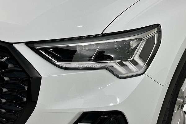 2021 Audi Q3 35 TFSI S LINE F3 MY21