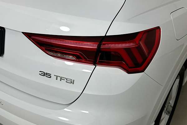 2022 Audi Q3 35 TFSI F3 MY22