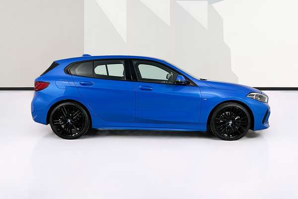 2022 BMW 1 18i M SPORT F40