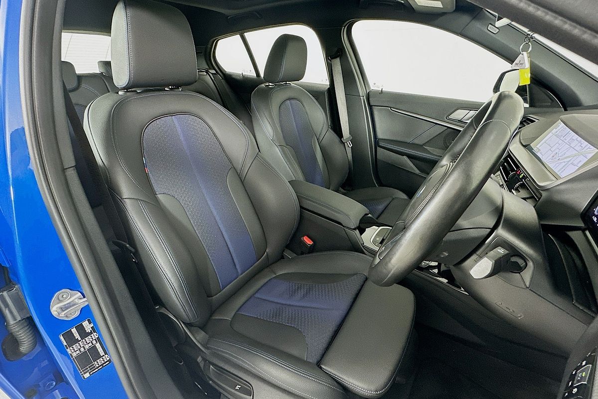 2022 BMW 1 18i M SPORT F40