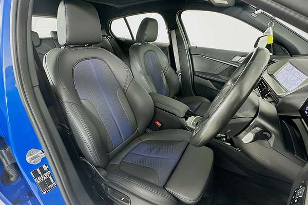 2022 BMW 1 18i M SPORT F40