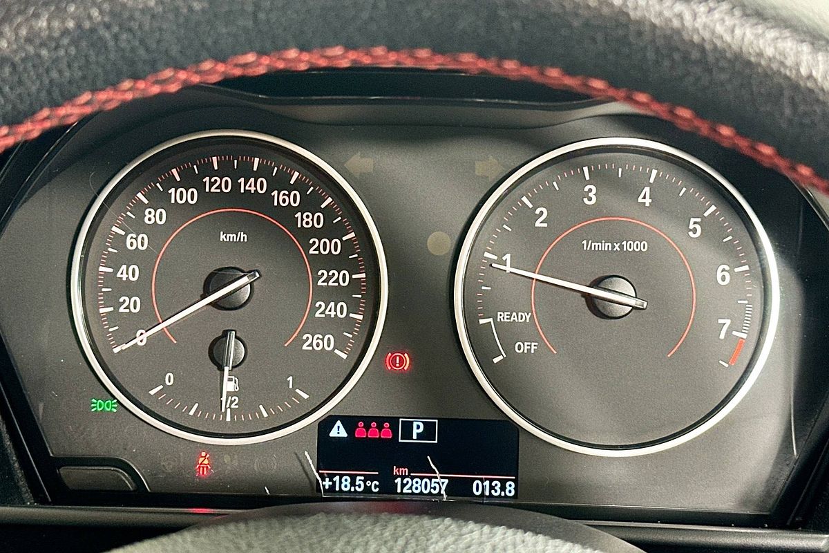 2014 BMW 1 18i F20 MY13