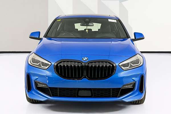 2022 BMW 1 18i M SPORT F40