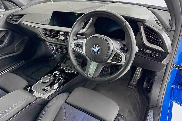 2022 BMW 1 18i M SPORT F40