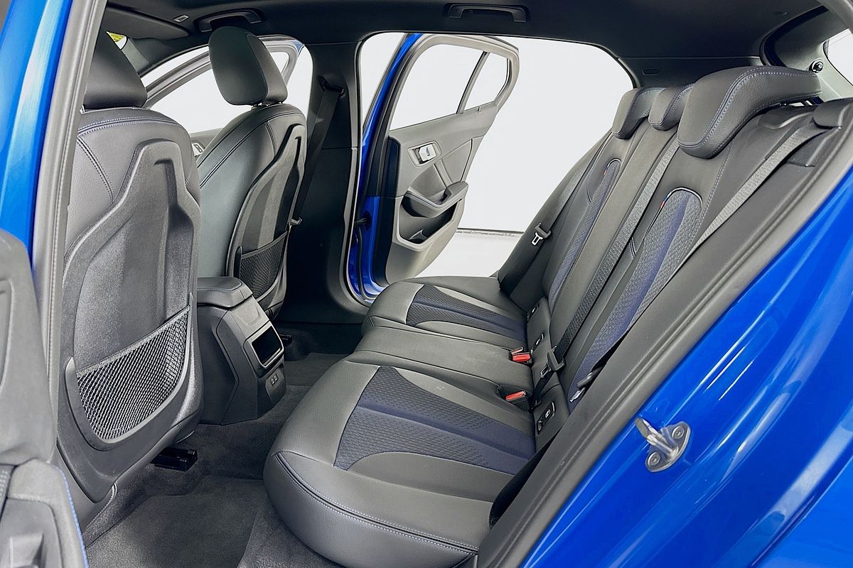 2022 BMW 1 18i M SPORT F40