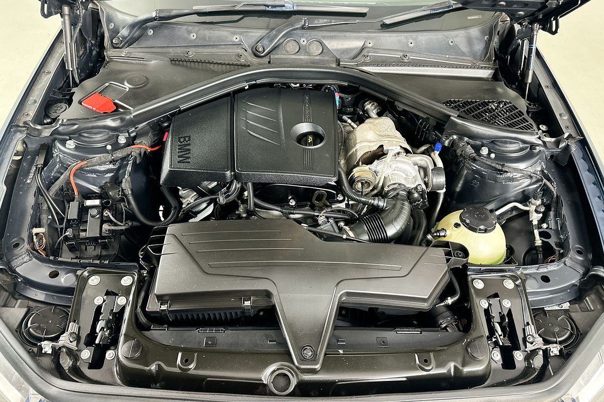 2014 BMW 1 18i F20 MY13