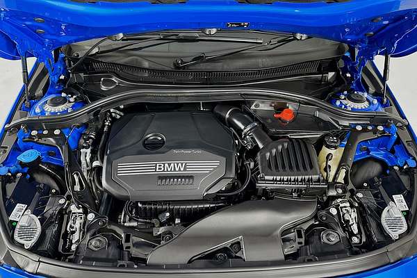 2022 BMW 1 18i M SPORT F40