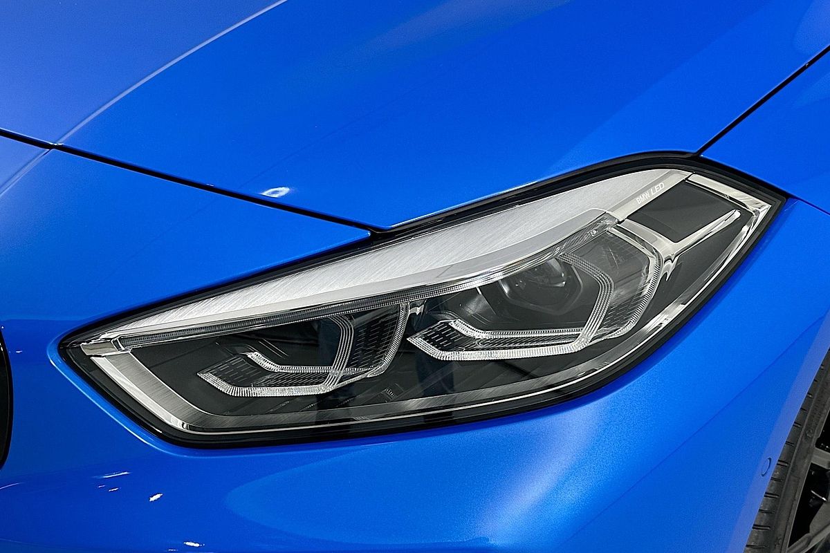 2022 BMW 1 18i M SPORT F40